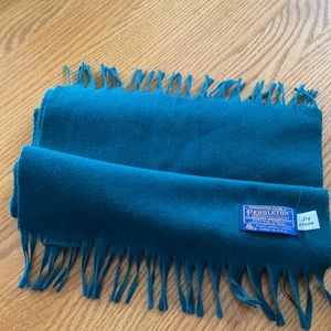 Vintage Pendleton Authentic Green 100% Virgin Wool Scarf  Made in USA